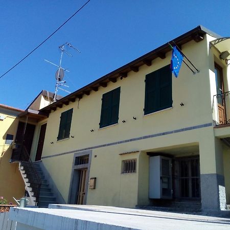 Apartamento Borgo Foce La Spezia La Foce Exterior foto